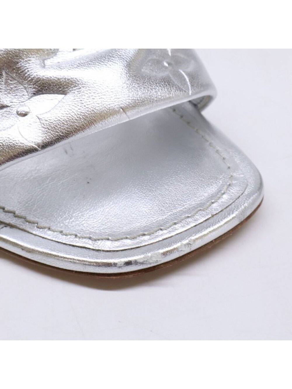 Louis Vuitton Revival Line Metallic Lambskin Mules - Picture 9 of 9